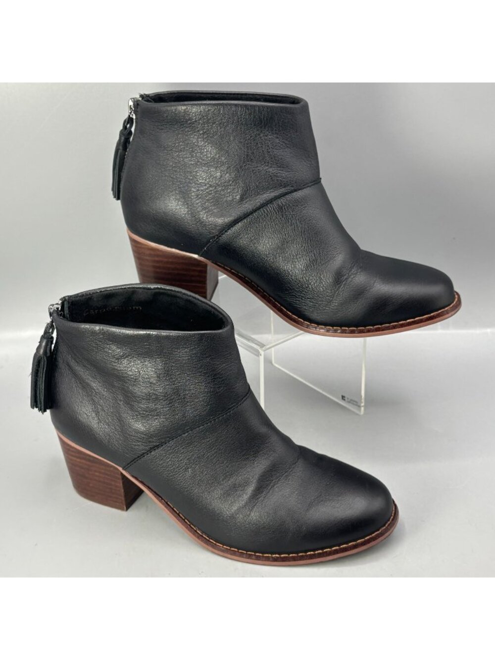 TOMS Womens Black Leather Ankle Booties With Stacked Heel Size 5.5 Zip